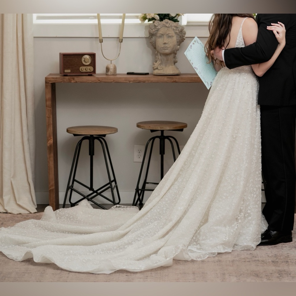Martina Liana Luxe Ivory Wedding Dress